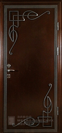 Фото «Дверь с ковкой №2» в Красногорску
